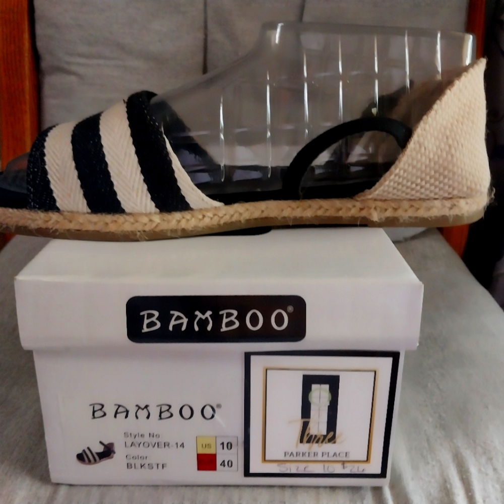 Sandles